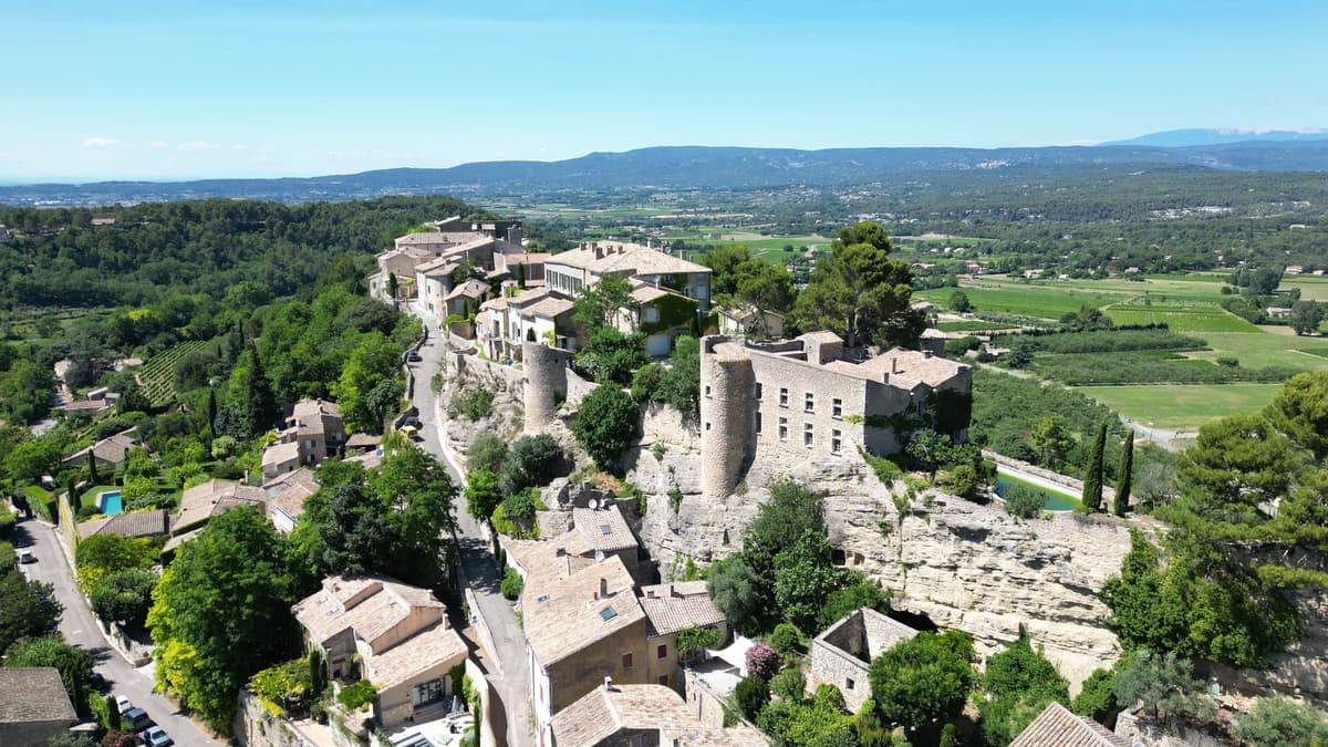 Frankreich Stadt auf dem Berg
